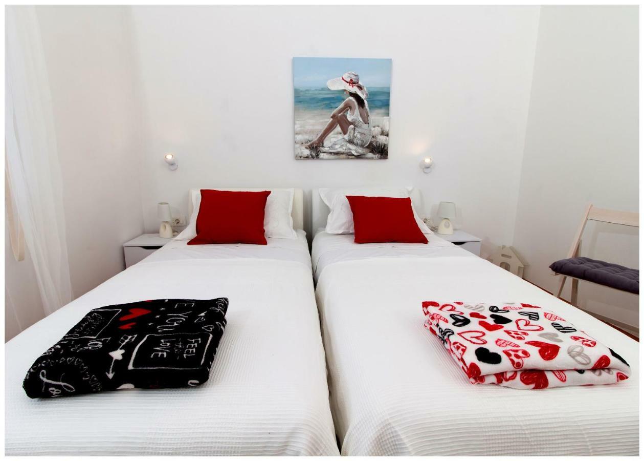 Large apartment between Split&Trogir Kaštela Buitenkant foto