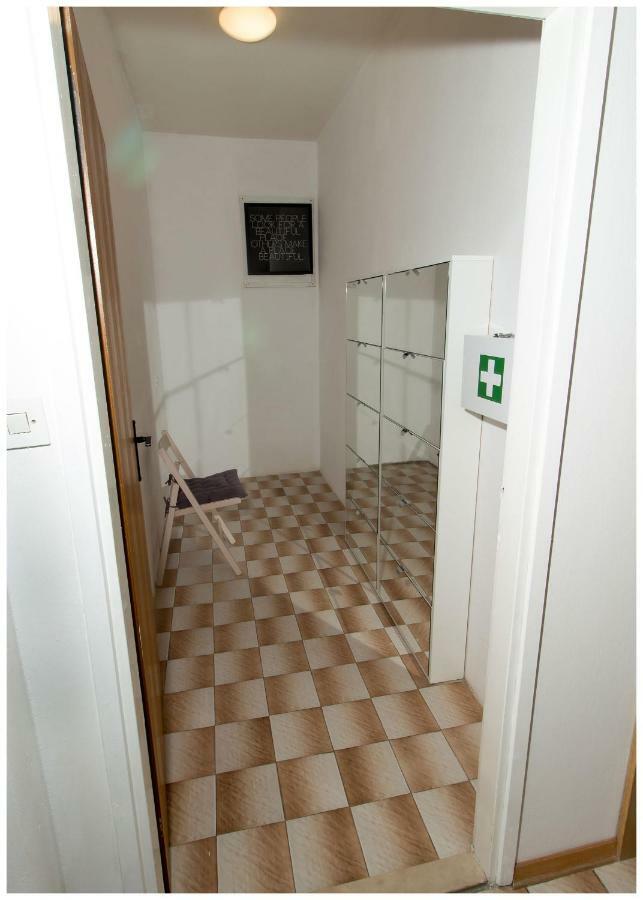 Large apartment between Split&Trogir Kaštela Buitenkant foto